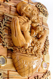 Holy Family Praying Hands Olive Wood Wall Plaque / www.tbng.co.uk